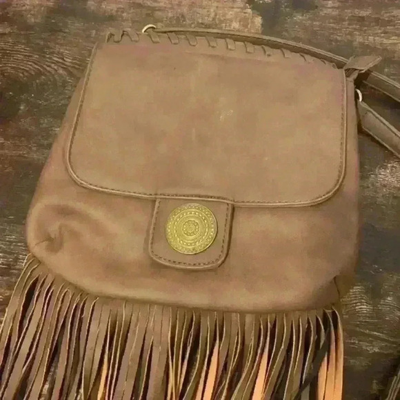 Charming Charlie fringe leather crossbody/shoulder bag - Picture 2 of 9